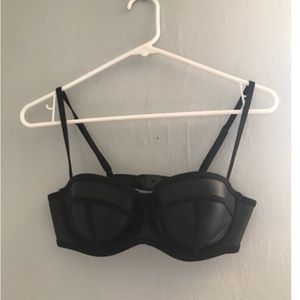 NWOT triangl bikini top!